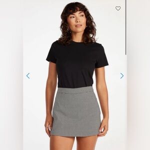 Gray Houndstooth Skort